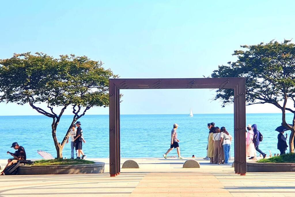 Haeundai Beach 1 Cho Apartamento Busan Exterior foto