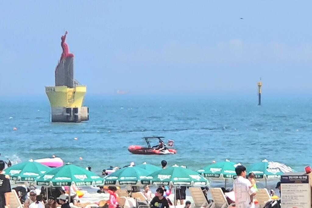Haeundai Beach 1 Cho Apartamento Busan Exterior foto